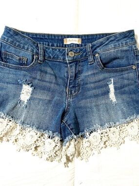 Altar'd State Blue Denim Distressed Jean Shorts with White Crochet Trim • 27
